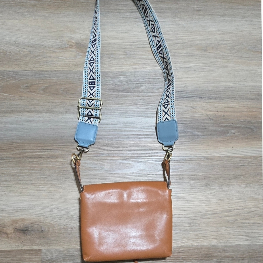 Tory Burch Cuoio Miller Tan Crossbody Bag with Replaced Patterned Strap - Picture 4 of 16
